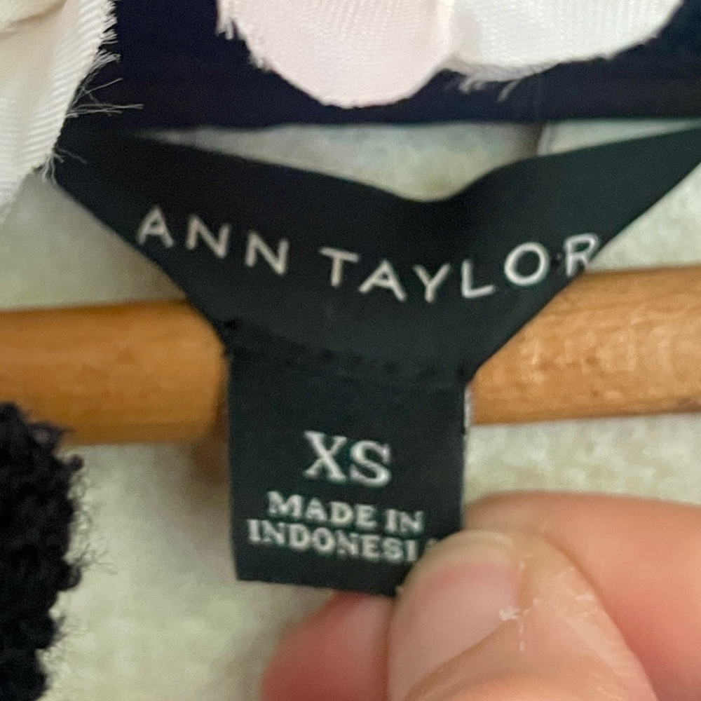 Ann Taylor Cream Black Trim Blazer XS Extra Small - Picture 3 of 8